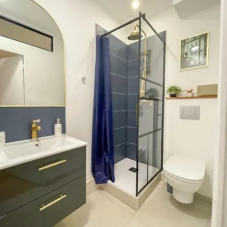 Le Cin Et Chic Videoprojecteur Popcorn Netflix Apartment *