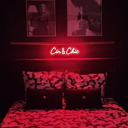 Le Cin Et Chic Videoprojecteur Popcorn Netflix Apartment
